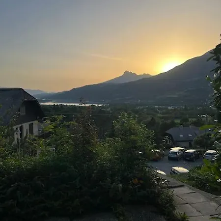 Appartement Avec Vue Sur Le Lac Saint-Sauveur  Exterior photo
